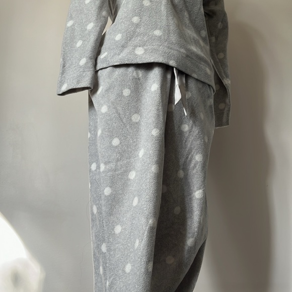 la vie en rose two piece polka dot PJ set - Picture 3 of 7